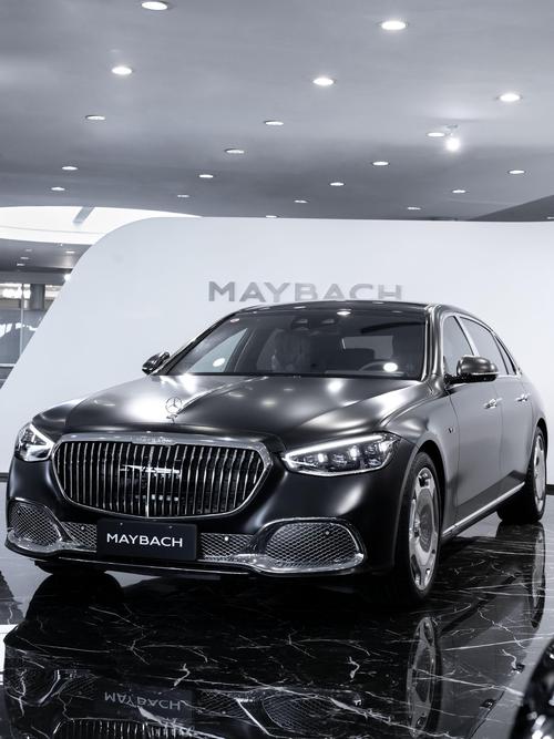 重庆198岚图汽车的售后服务让用户无忧出行，迈巴赫未来的豪华车趋势